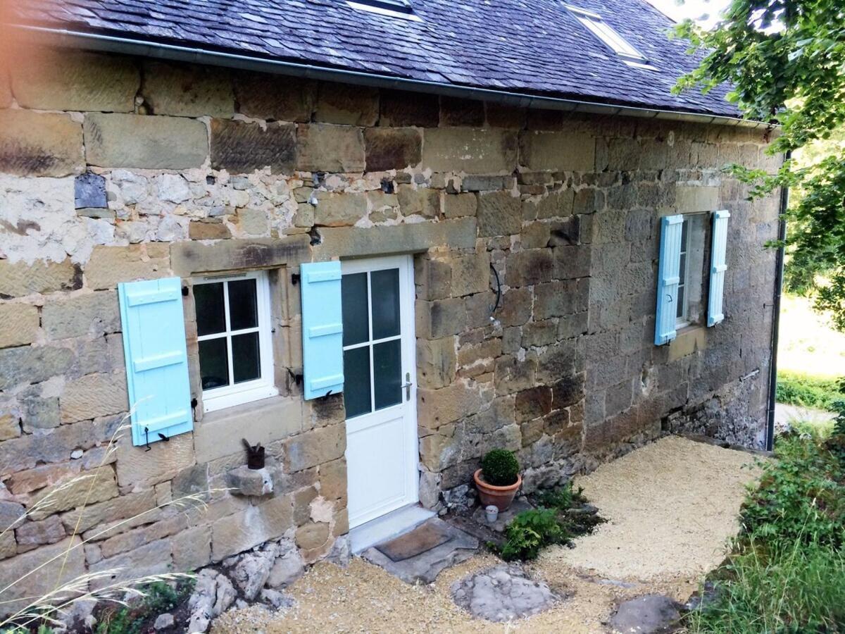 Maison De Vacances A Lissac-Sur-Couze Esterno foto