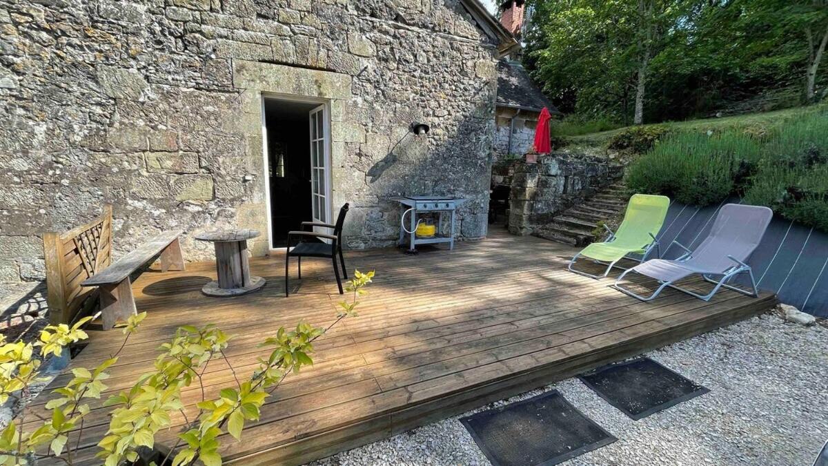 Maison De Vacances A Lissac-Sur-Couze Esterno foto